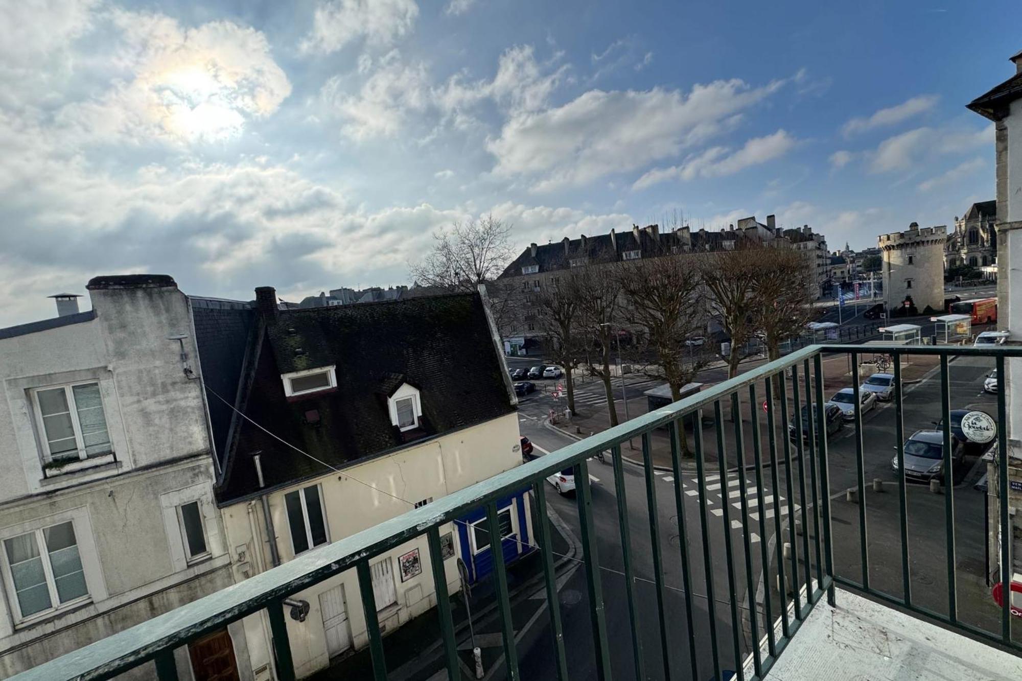 5-room In The Heart Of The Center Appartement Caen