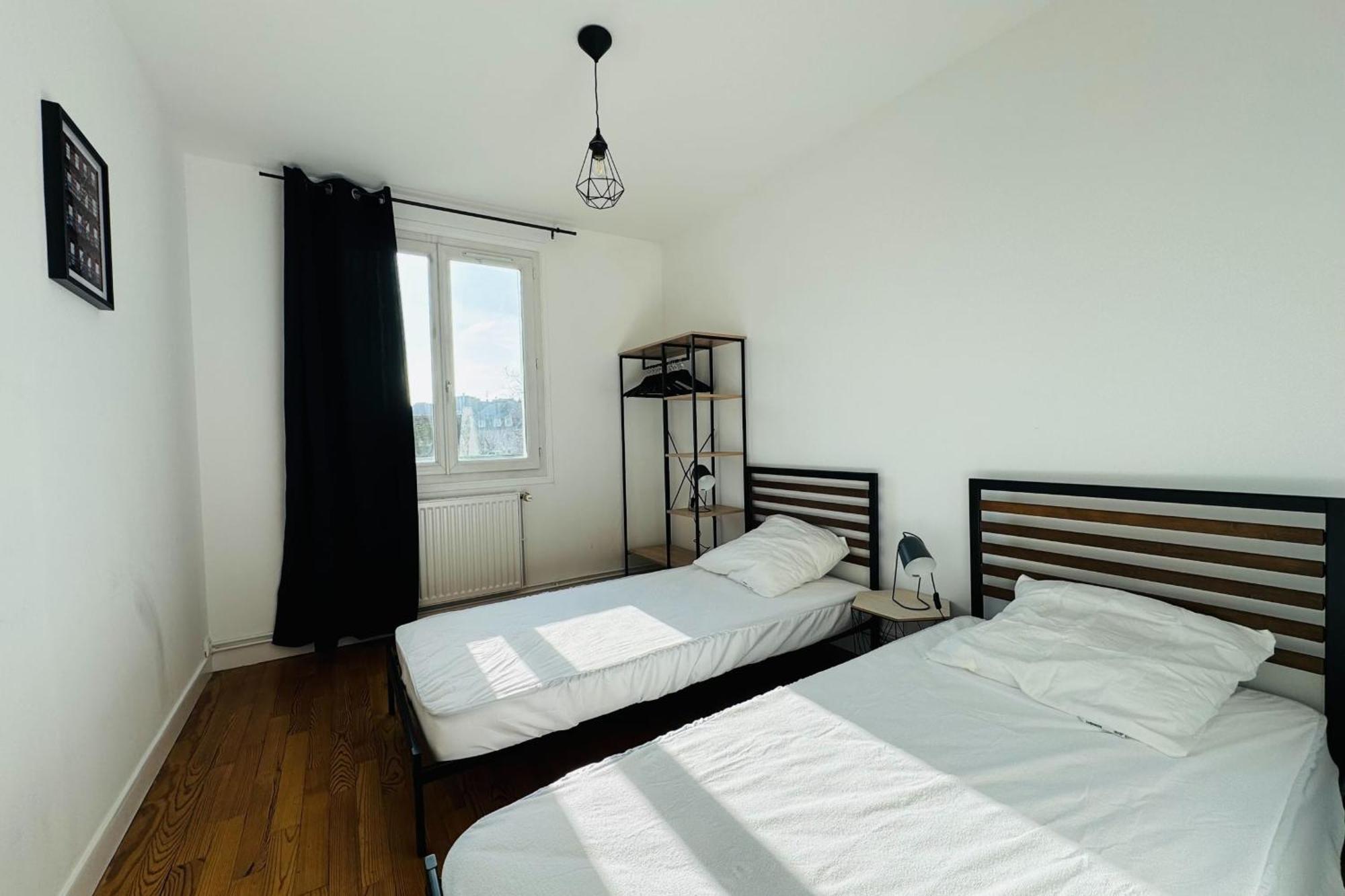 Appartement 5-room In The Heart Of The Center Caen