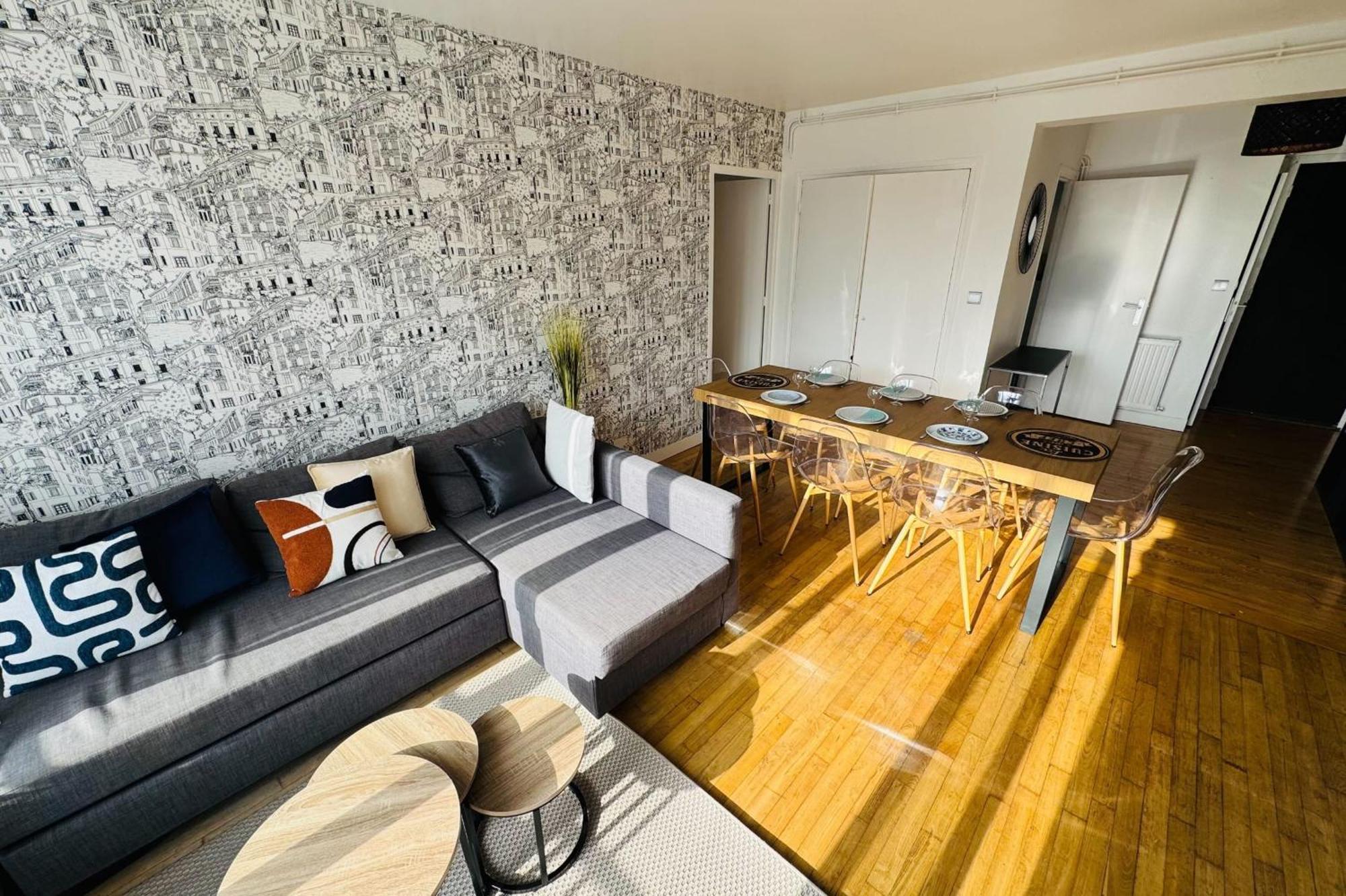5-room In The Heart Of The Center Caen